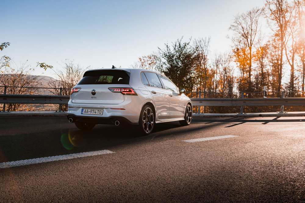 Volkswagen Golf GTI 2024